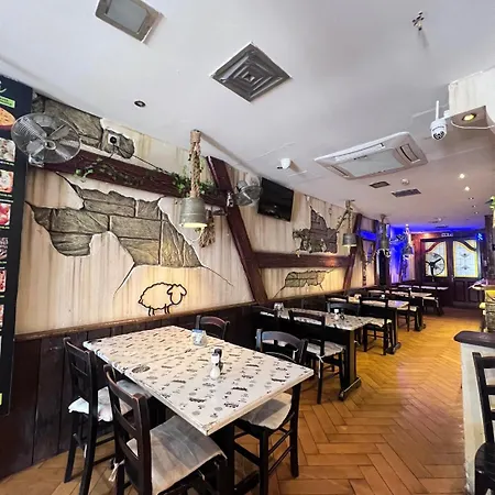 Garden View No 40 Apartment